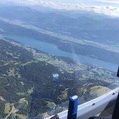 Flugwegposition um 14:47:08: Aufgenommen in der Nähe von Gemeinde Millstatt, Österreich in 2907 Meter
